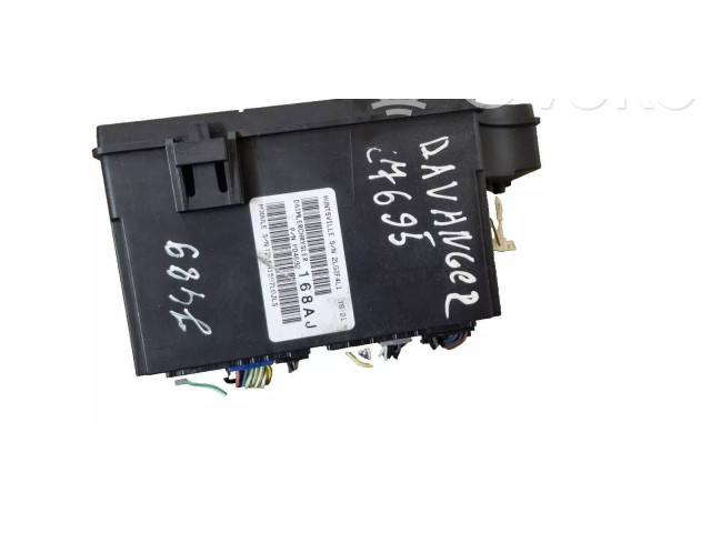 Pojistková skříňka P04692168AJ Dodge Avenger 2012