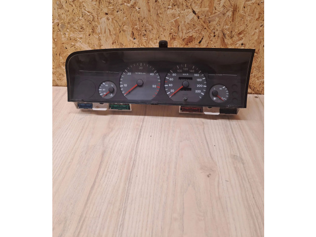 Панель приборов 09021002020 Citroen Xantia