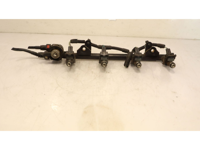 Магистральная трубка топлива    Ford Fiesta