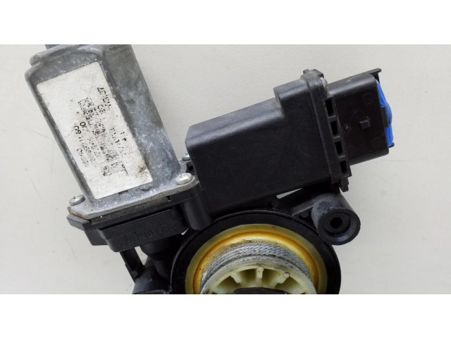 Передний комплект электрического механизма для подъема окна