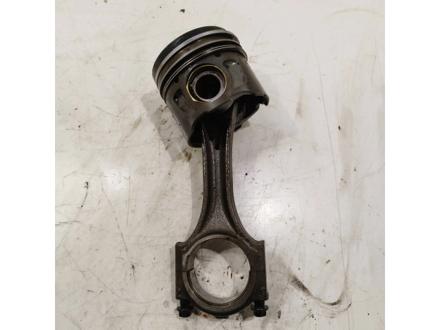 Поршень с шатуном 17h4 Land Rover Freelander 2 - LR2 для дизельного двигателя 2.2