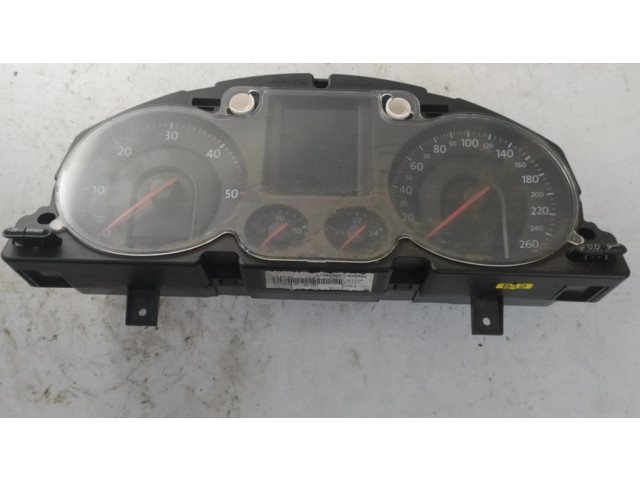 Přístrojová deska Volkswagen PASSAT B6 2009 3C0920871, V0007000