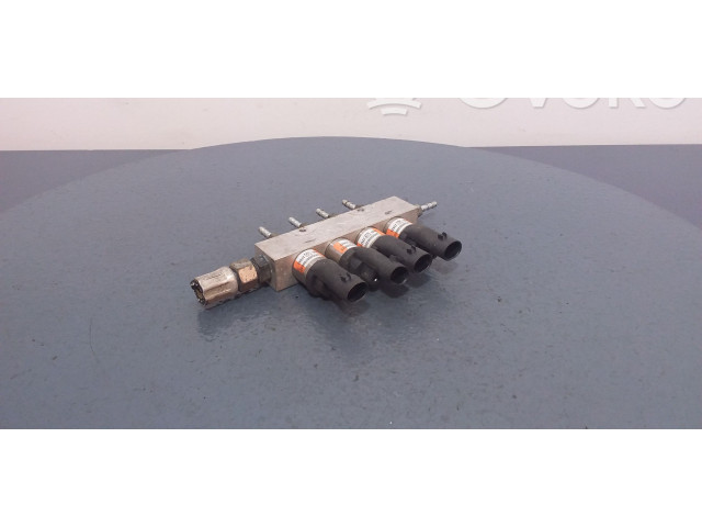 Vstřikovací lišta 09SQ99020002G, 09SQ99020002G KIA Magentis