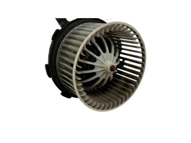 Вентилятор печки U0852003 Audi Q5 SQ5