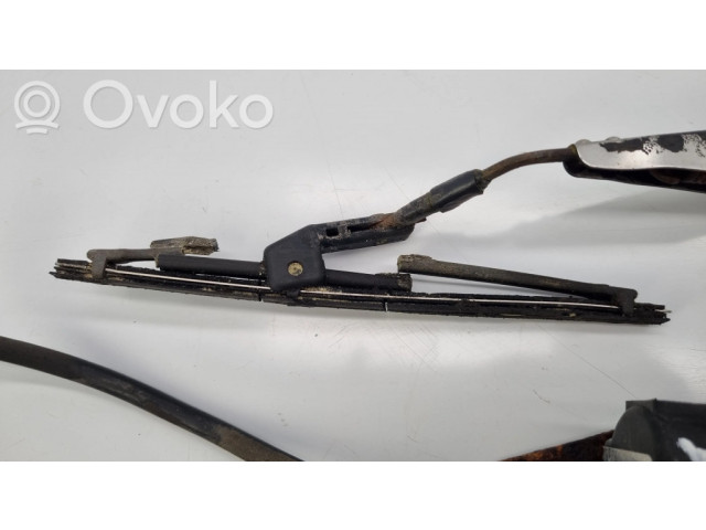 Моторчик стеклоочистителя 1268200342 Mercedes-Benz S W126