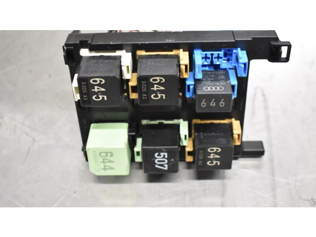 Pojistková skříňka Volkswagen Caddy 2016