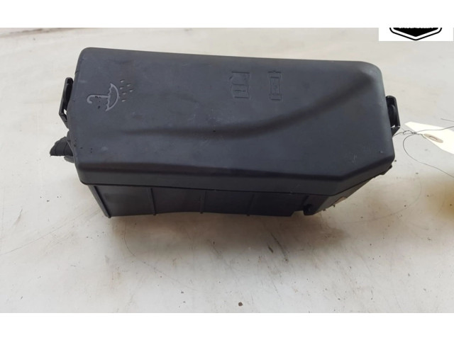 Блок предохранителей 2Q0927165A, 2Q0927165A Skoda Scala