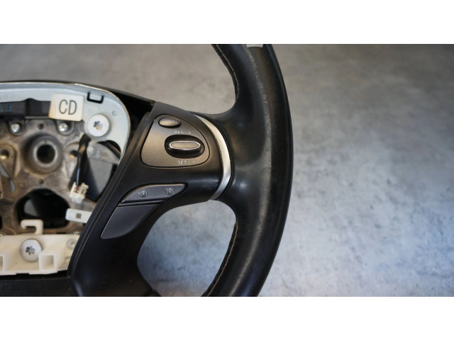 Volant Infiniti Q70 Y51 2017