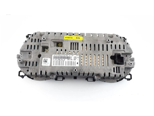 Přístrojová deska Mercedes-Benz E W213 2016 A2139000210, A2139043700