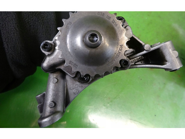 Čerpadlo oleje 038115105C Volkswagen Touran I