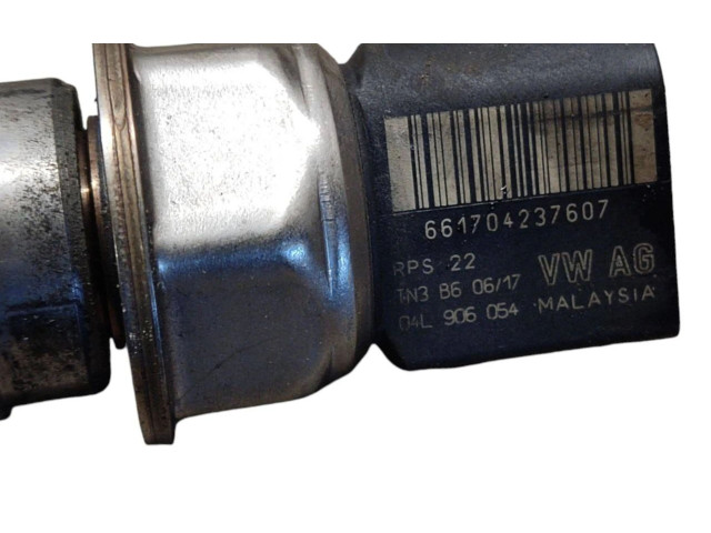 Топливная рампа 04L130089F, 04L130764B Skoda Octavia Mk3 (5E) для двигателя DDYA