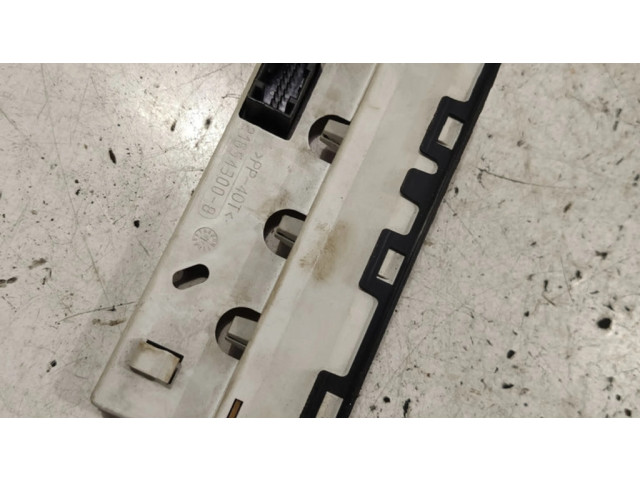 Дисплей 9642824677 Citroen Berlingo