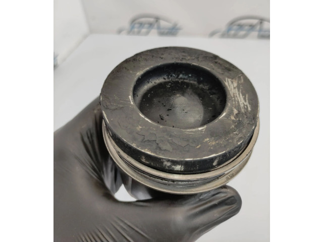 Píst 82L175   Volvo XC60     