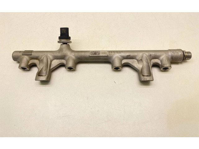 Топливная рампа 06Q133317B   Skoda Kodiaq  