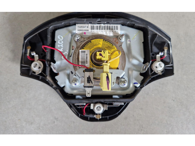 Подушка безопасности водителя Mitsubishi L200