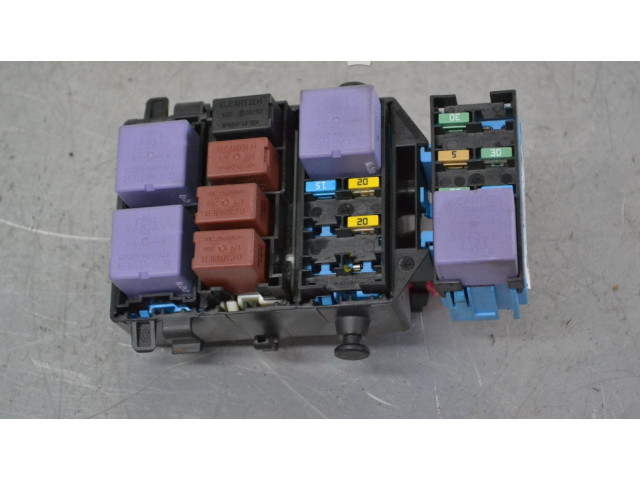   Pojistková skříňka    Renault Espace -  Grand espace IV 2005