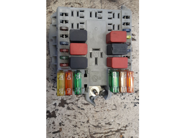 Блок предохранителей 51756258   Fiat Doblo    