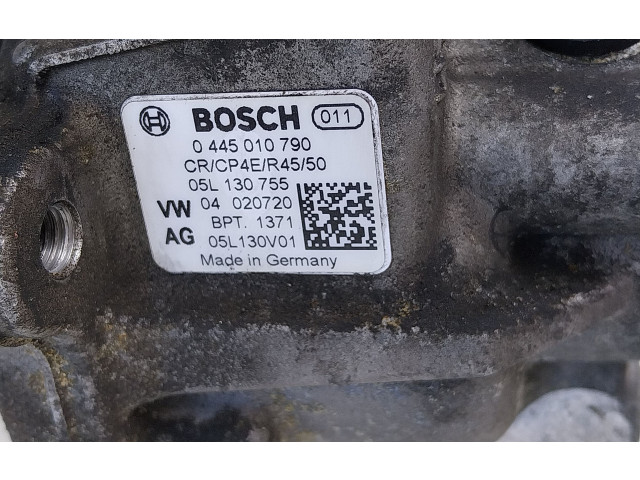 Топливный насос 05L130755, 05L130755   Skoda Octavia Mk4