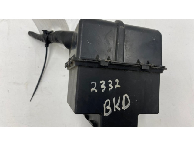 Блок предохранителей  1K0937311B   Audi A3 S3 8P    