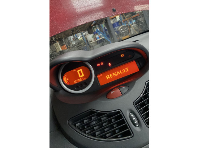 Панель приборов 8201196169 Renault Twingo II