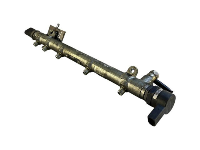 Vstřikovací lišta A6110700395, 0445214038 Mercedes-Benz C W203 pro naftový motor 2.2