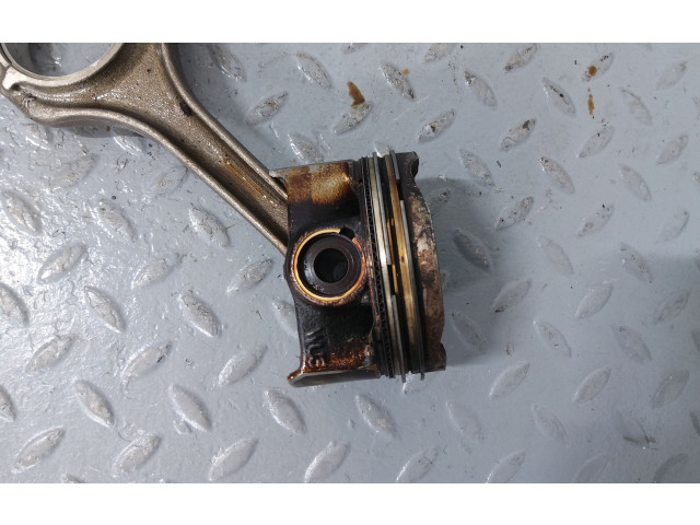 Píst 04E198401AE, 05E107065AE Volkswagen T-Roc