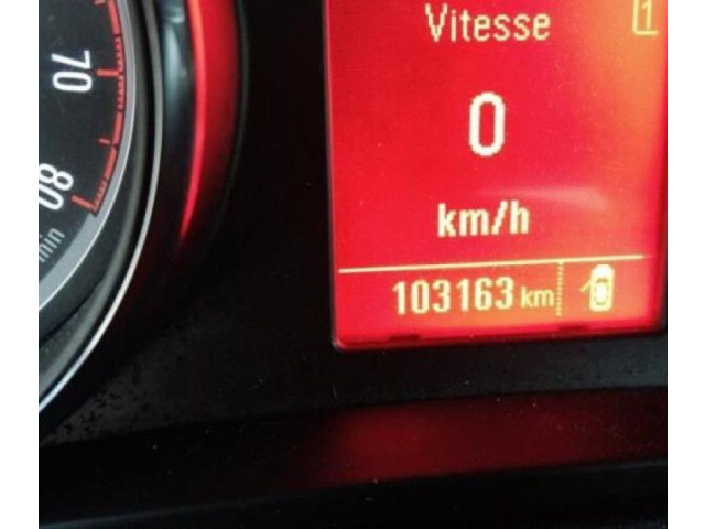 Přístrojová deska Opel Zafira C 2012