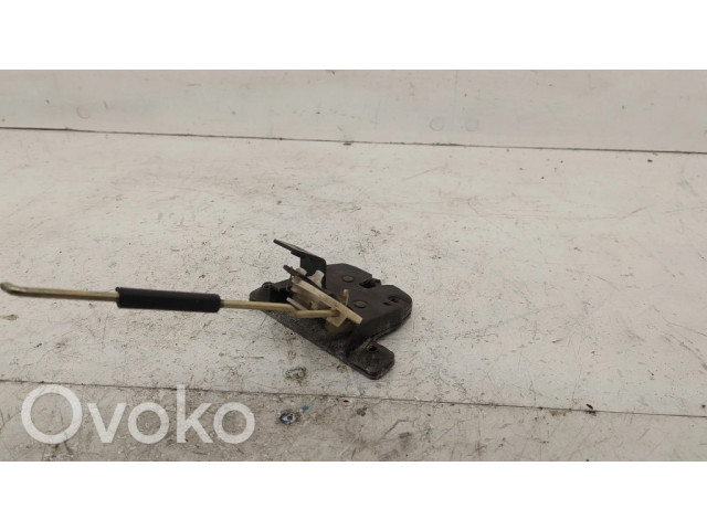 Замок багажника     BMW 3 E36 1991-2000 года