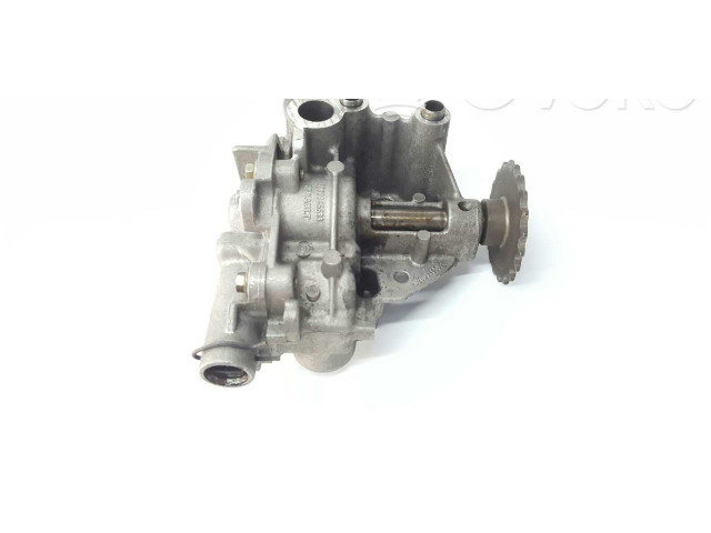 Масляный насос  M9R832 8200345633, 8200346592  Renault Koleos I 