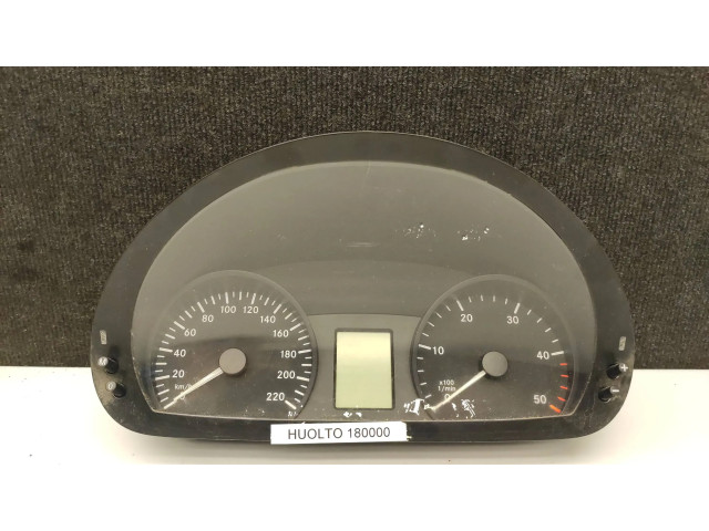 Přístrojová deska Mercedes-Benz Vito Viano W639 2011 A6399001100, 402941003