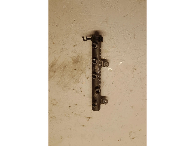 Топливная рампа 05913089AB   Audi A6 S6 C6 4F   для двигателя BMK