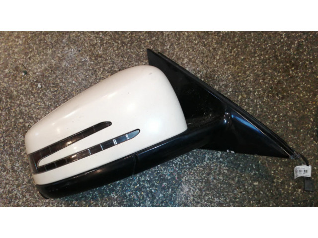 Зеркало электрическое правое Mercedes-Benz E W212 2009-2016 года