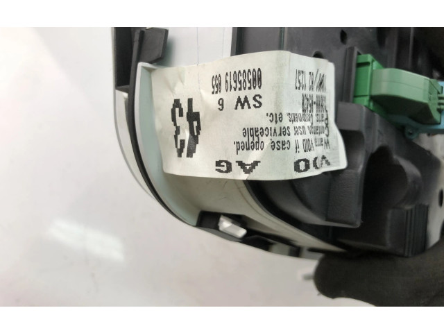 Přístrojová deska Toyota Avensis T220 1999 8380005430