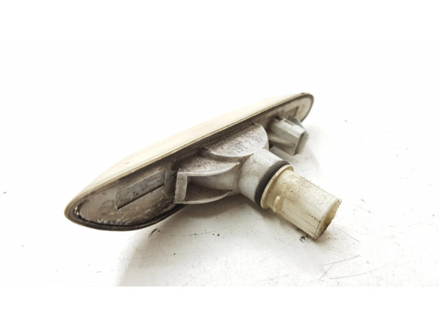 Поворотный фонарь крыла