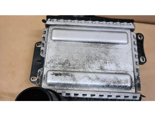 Интеркулер A6510901800 Mercedes-Benz C W205 2.2