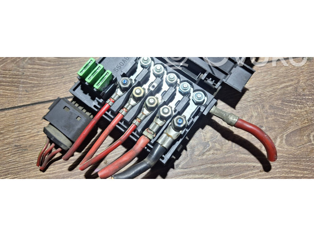 Блок предохранителей 1j0937550 Audi A3 S3 8L