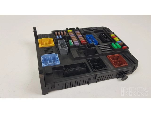 Pojistková skříňka 983070768000 Opel Combo E 2018