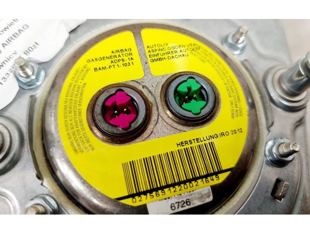 Подушка безопасности водителя Volvo C30