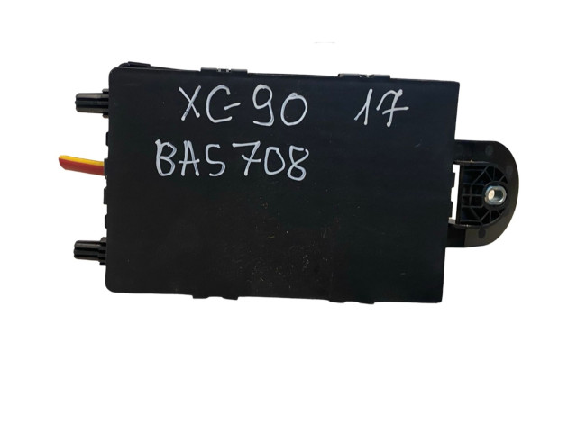 Блок предохранителей 31346672, 31398057 Volvo XC90