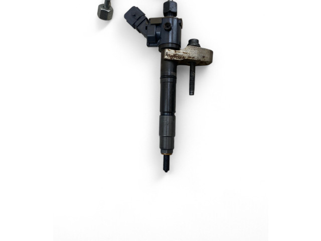 Форсунка 31452114    Volvo XC90  D4204T23 