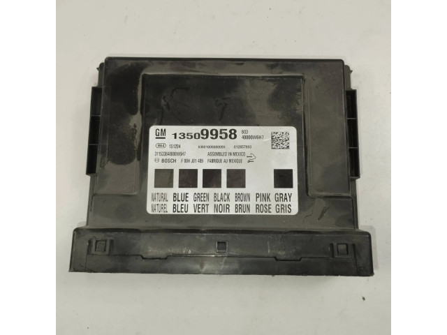 Блок комфорта 13509958 Chevrolet Camaro