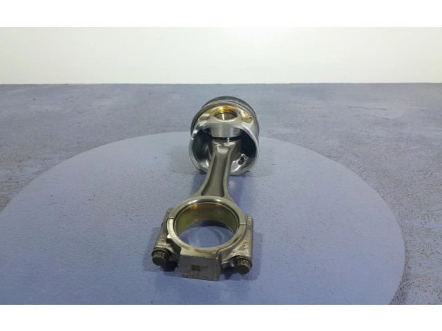 Поршень CFGB Skoda Superb B6 (3T)