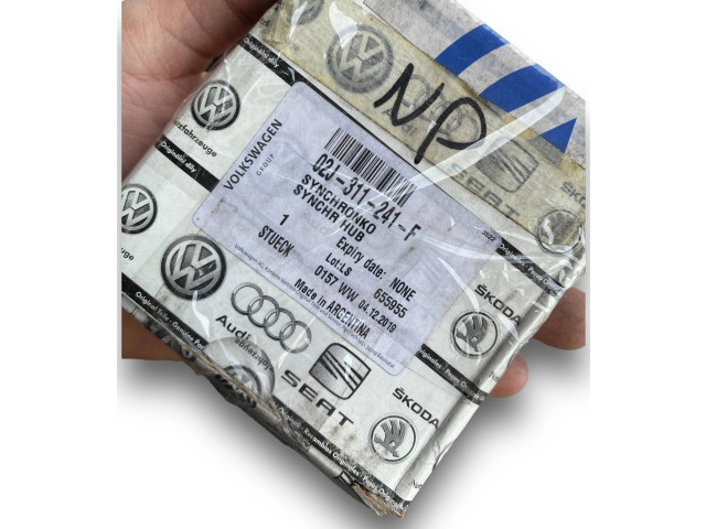 Блок комфорта 02J311241F Volkswagen Touran II