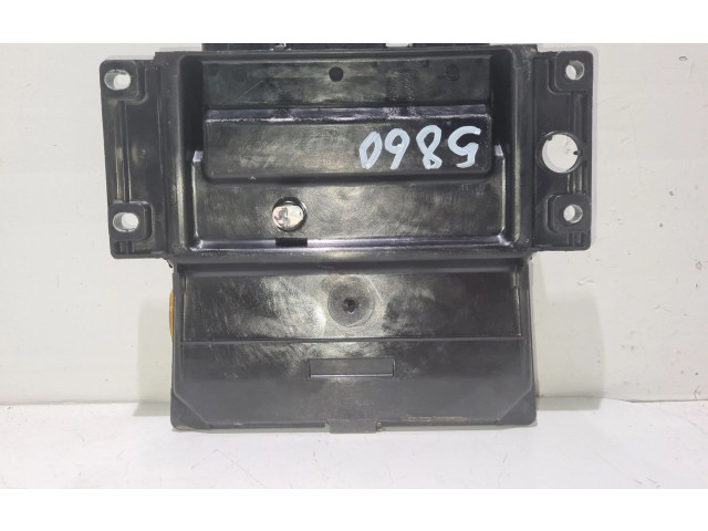 Řídící jednotka 391024X520, 82105452EXG   KIA Carnival 2004