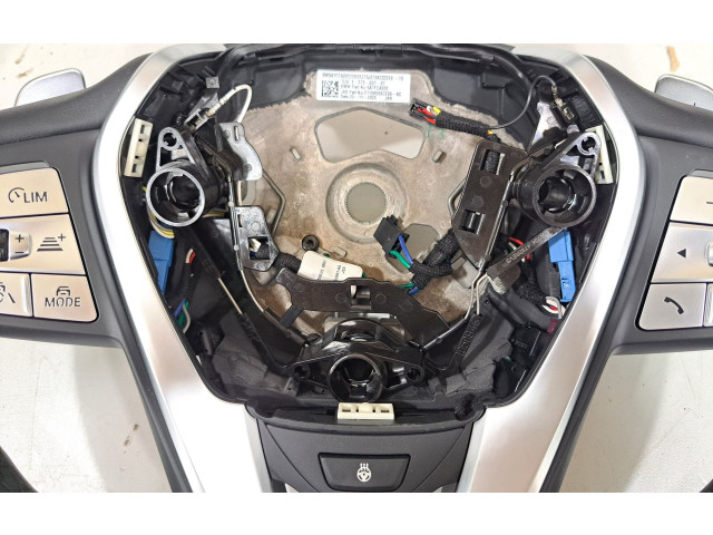 Руль BMW X3 G01  2018 - 2024 года 6883777      