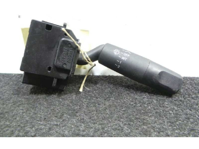 Ручка стеклоочистителей 17D682 Mazda 3 I