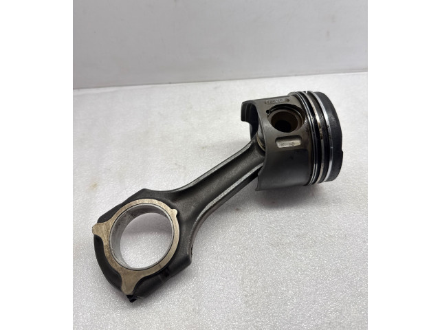 Поршень с шатуном 8857 Jeep Grand Cherokee (WJ)