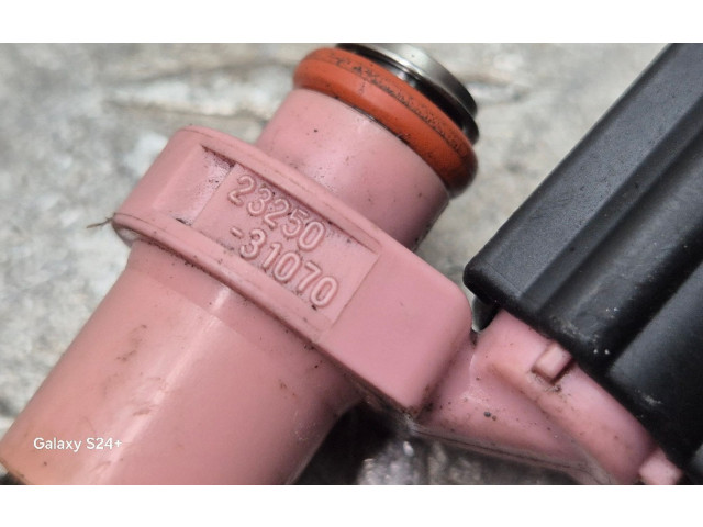 Vstřikovač 2325031070 Lexus GS 300 350 430 450H