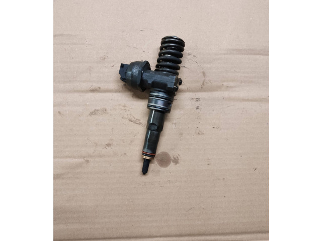 Форсунка 038130073ag, 0414720215    Audi A3 S3 8L   