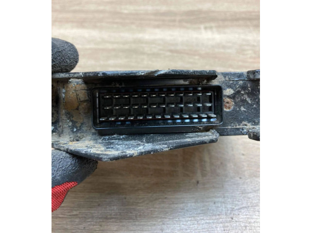 Pojistková skříňka Блок управления ABS 06001RE3014, Used Renault Clio II 2001